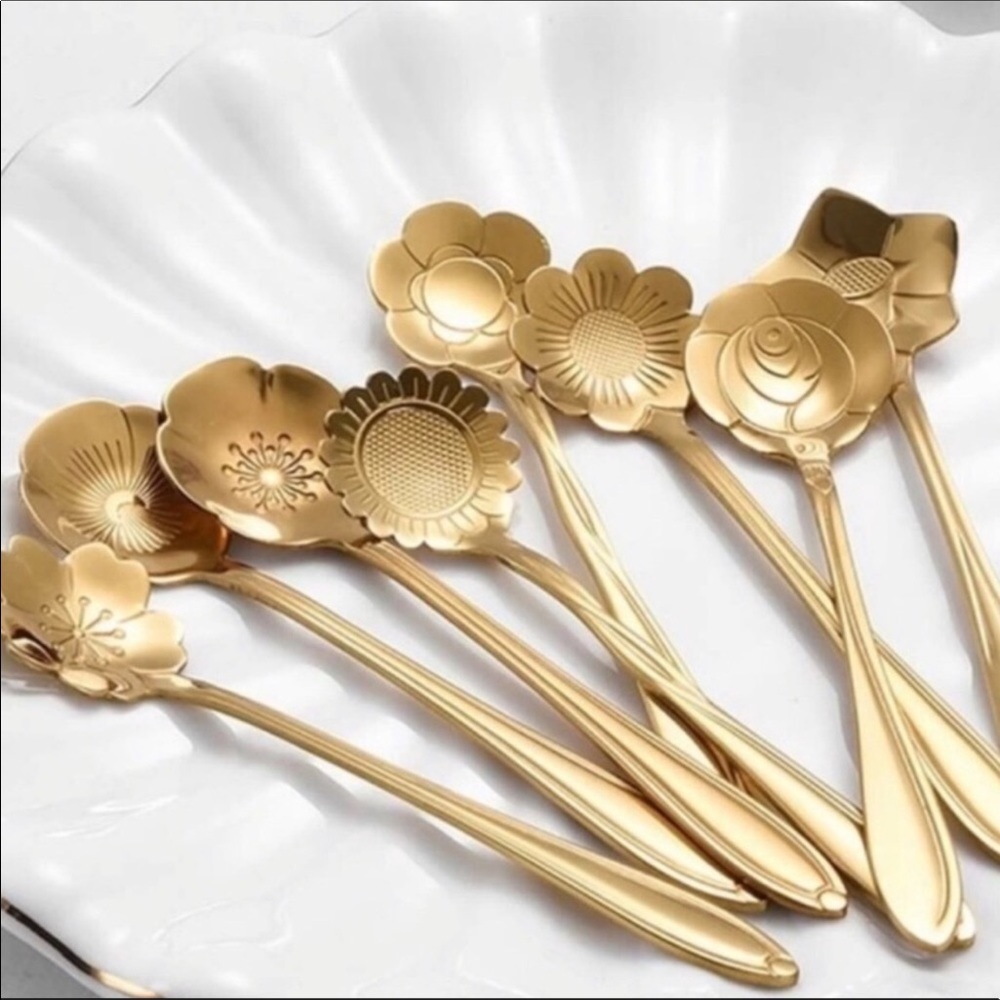 Dessert Stainless Steel Deluxe Spoon NEW
